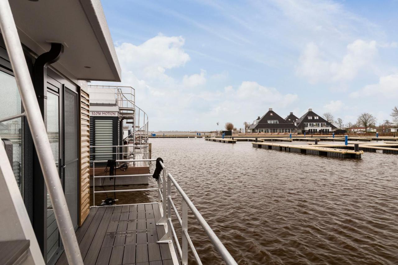 Welcome In - Houseboat 'Elysium' Met Eigen Aanlegsteiger Sneek - Offingawier Exterior photo